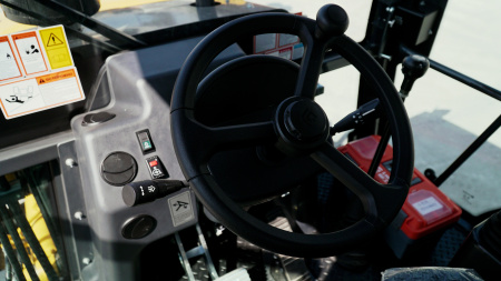 Экскаватор погрузчик LiuGong CLG 777A Plus