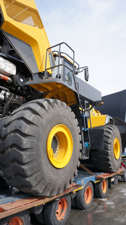 Карьерный фронтальный погрузчик LiuGong CLG 890T