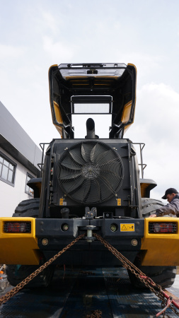 Карьерный фронтальный погрузчик LiuGong CLG 890T