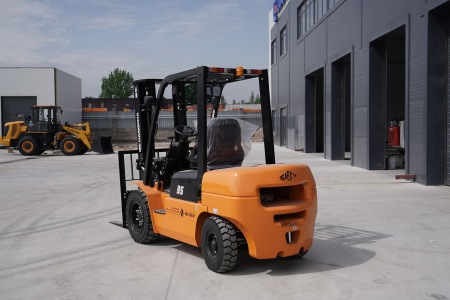 Дизельный вилочный погрузчик Hangcha CPCD35-AG2  (3500 кг)