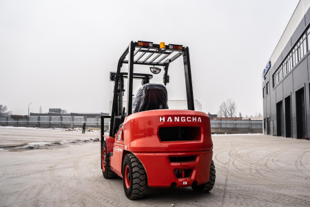 Дизельный вилочный погрузчик Hangcha CPCD35-XRW33F / серия XF (3500 кг)