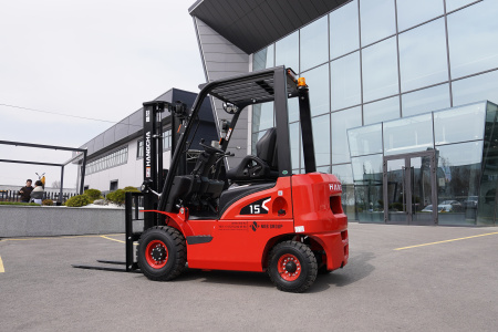 Бензиновый погрузчик Hangcha CPQD18-XRW21 (1750 кг)