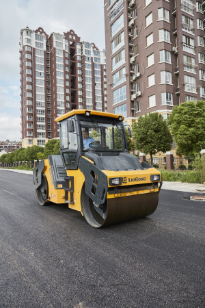 Двухвальцовый каток LiuGong CLG 6211E