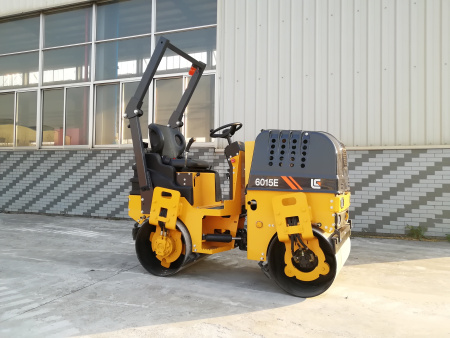 Двухвальцовый каток LiuGong CLG 6015E