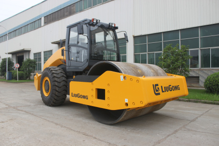 Грунтовый каток LiuGong CLG 6122E